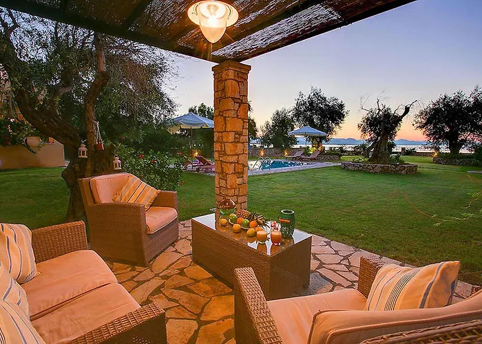 Cote Jardin Villa *