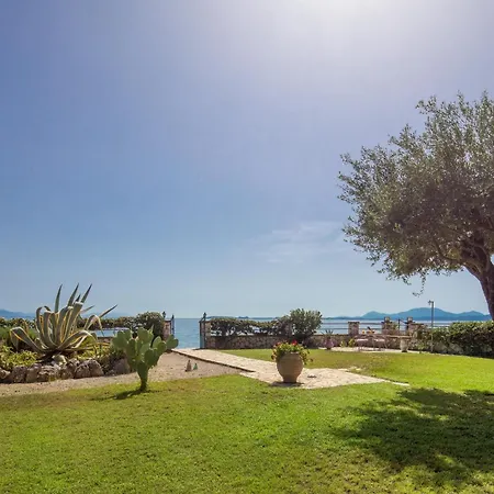 Cote Jardin Seafront Direct Access To The Villa